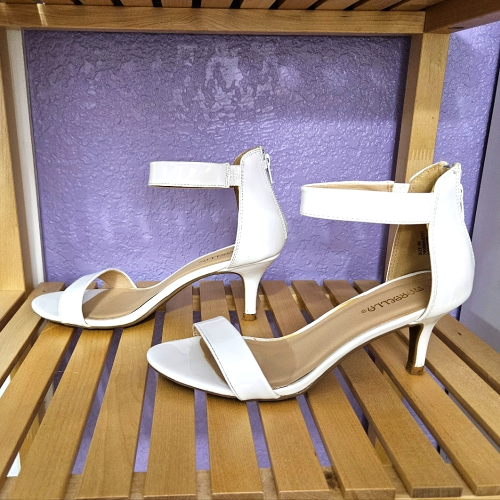 Marbella White Pumps, size 8